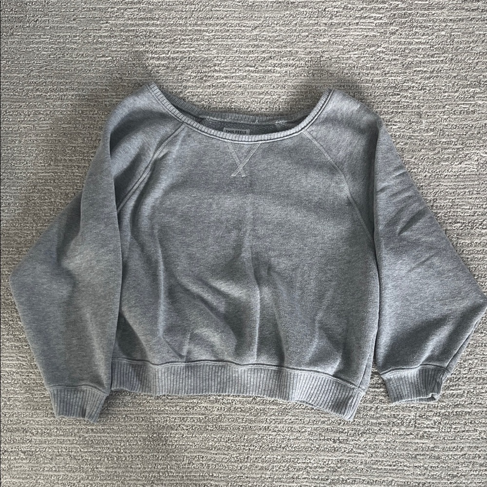 American Eagle Outfitters Heather Gray Crew Neck Sweater